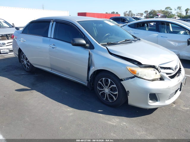 46127195 :رقم المزاد ، JTDBU4EEXB9138491 vin ، 2011 Toyota Corolla مزاد بيع