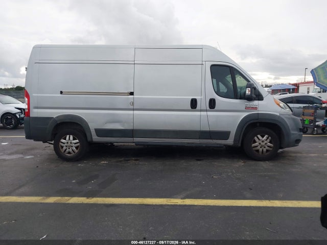 46127227 :رقم المزاد ، 3C6TRVDG9FE513813 vin ، 2015 Ram Promaster 2500 High Roof مزاد بيع