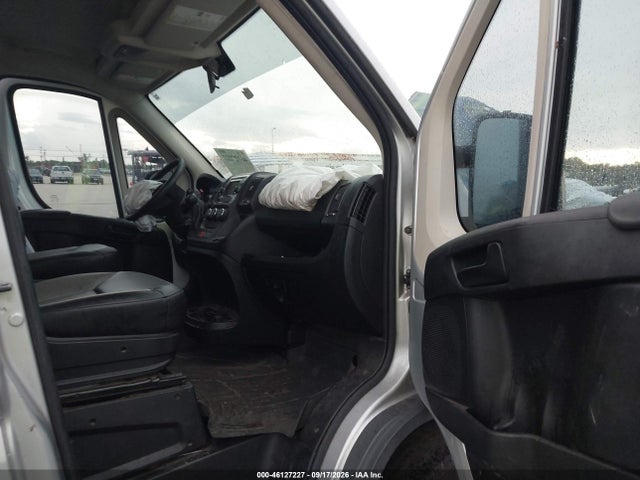 46127227 :رقم المزاد ، 3C6TRVDG9FE513813 vin ، 2015 Ram Promaster 2500 High Roof مزاد بيع