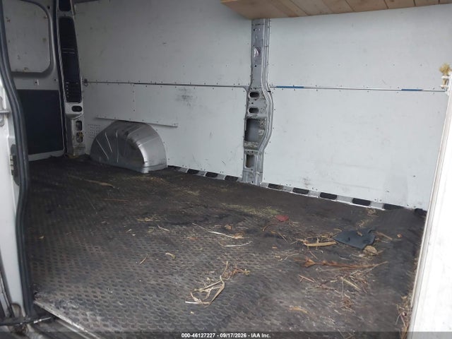 46127227 :رقم المزاد ، 3C6TRVDG9FE513813 vin ، 2015 Ram Promaster 2500 High Roof مزاد بيع