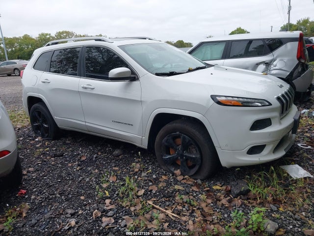 Продаж на аукціоні авто 2017 Jeep Cherokee Overland 4x4, vin: 1C4PJMJS2HW637676, номер лоту: 46127325
