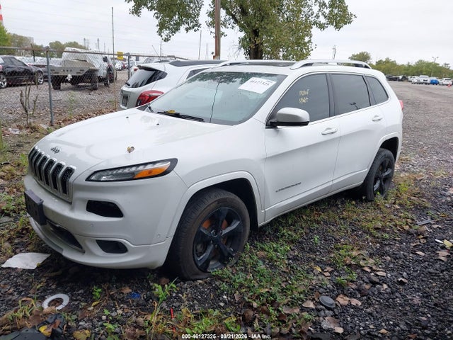 Auction sale of the 2017 Jeep Cherokee Overland 4x4, vin: 1C4PJMJS2HW637676, lot number: 46127325