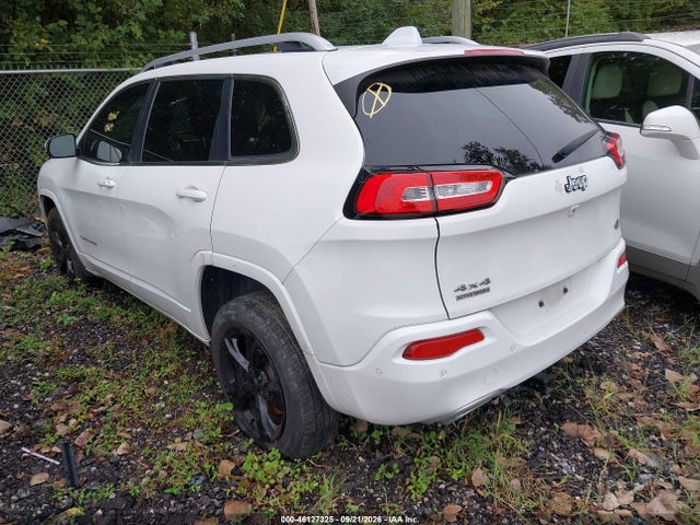 Auction sale of the 2017 Jeep Cherokee Overland 4x4, vin: 1C4PJMJS2HW637676, lot number: 46127325