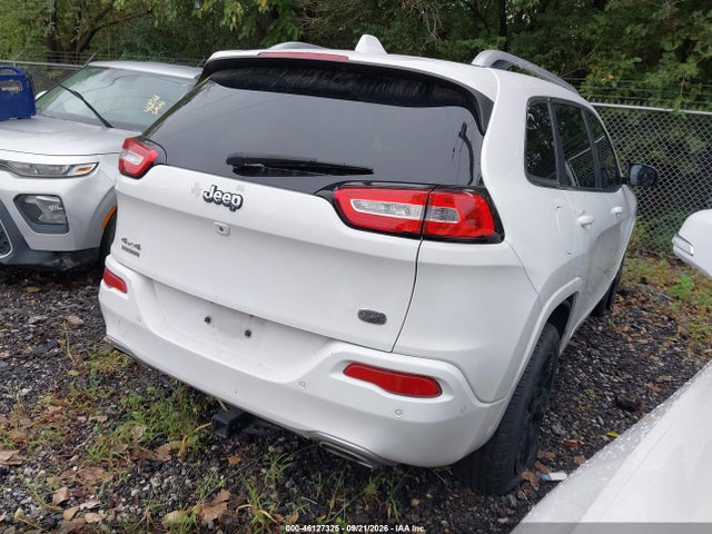 Auction sale of the 2017 Jeep Cherokee Overland 4x4, vin: 1C4PJMJS2HW637676, lot number: 46127325