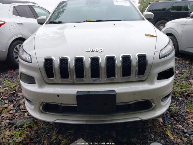 Auction sale of the 2017 Jeep Cherokee Overland 4x4, vin: 1C4PJMJS2HW637676, lot number: 46127325