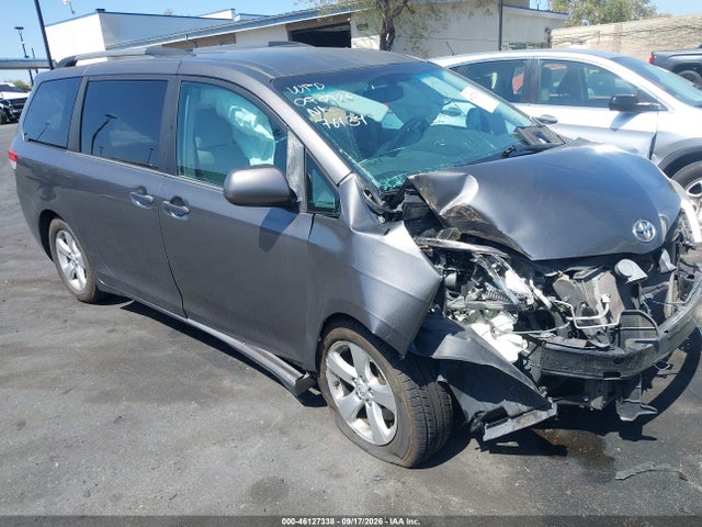 Toyota Sienna Le V6 8 Passenger 2014 5TDKK3DC0ES444573 zdjęcie główne