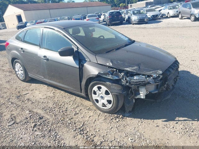 Продажа на аукционе авто 2018 Ford Focus S, vin: 1FADP3E20JL237702, номер лота: 46127357