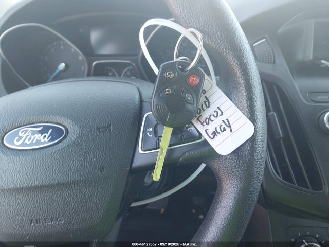 46127357 :رقم المزاد ، 1FADP3E20JL237702 vin ، 2018 Ford Focus S مزاد بيع