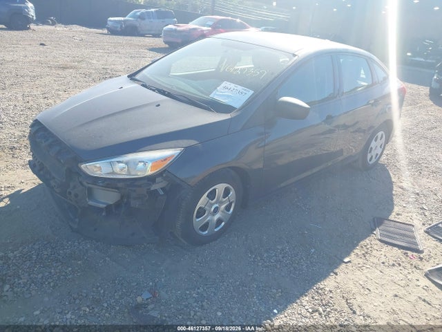 46127357 :رقم المزاد ، 1FADP3E20JL237702 vin ، 2018 Ford Focus S مزاد بيع