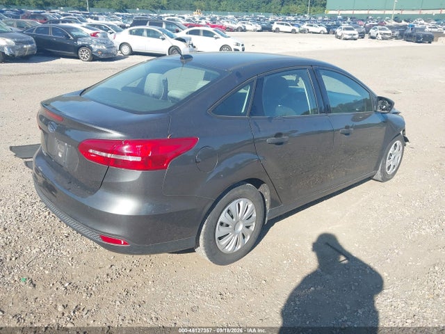 46127357 :رقم المزاد ، 1FADP3E20JL237702 vin ، 2018 Ford Focus S مزاد بيع