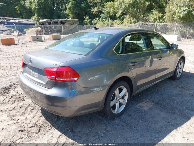 Продаж на аукціоні авто 2015 Volkswagen Passat 1.8t Limited Edition, vin: 1VWAT7A34FC099858, номер лоту: 46127358