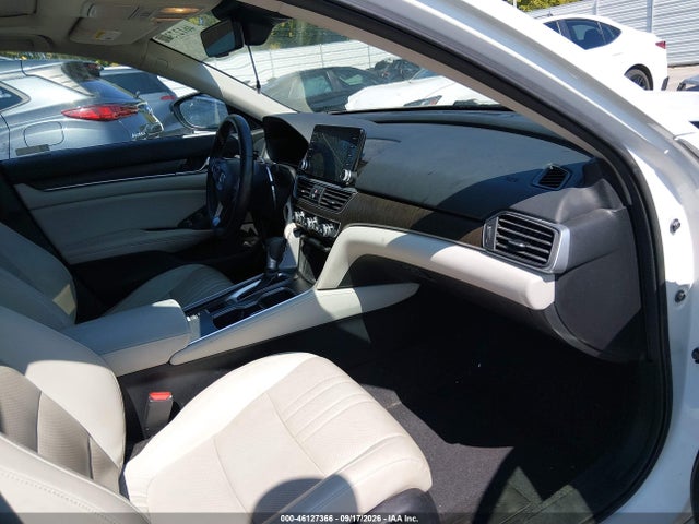 Auction sale of the 2018 Honda Accord Ex-l, vin: 1HGCV1F5XJA250172, lot number: 46127366