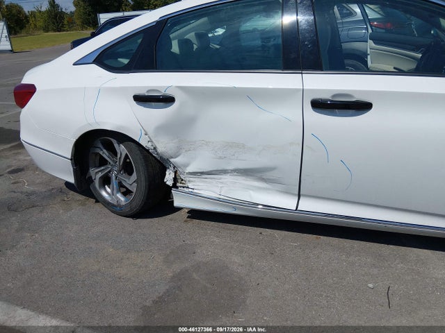 Auction sale of the 2018 Honda Accord Ex-l, vin: 1HGCV1F5XJA250172, lot number: 46127366