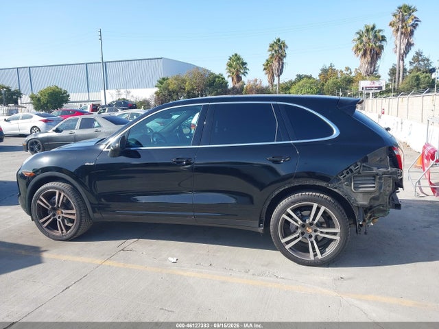 2014 Porsche Cayenne Diesel მანქანა იყიდება აუქციონზე, vin: WP1AF2A29ELA36241, აუქციონის ნომერი: 46127383