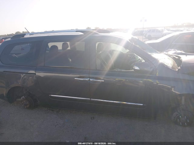 46127415 :رقم المزاد ، KNDMH4C70E6550040 vin ، 2014 Kia Sedona Ex مزاد بيع