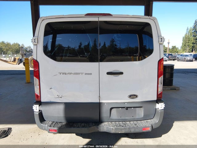 Ford Transit-250 2015 1FTNR1ZM4FKB03118 Image 17