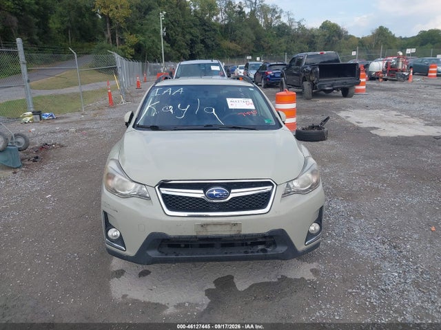 46127445 :رقم المزاد ، JF2GPABC2H8252659 vin ، 2017 Subaru Crosstrek 2.0i Premium مزاد بيع