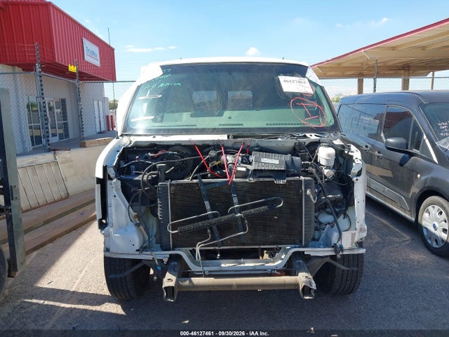 Chevrolet Express 2500 Work Van 2017 1GCWGAFF3H1105046 Image 12