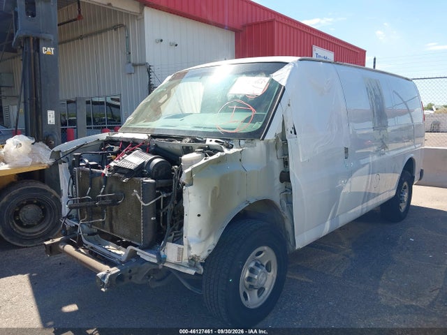 Chevrolet Express 2500 Work Van 2017 1GCWGAFF3H1105046 Image 2