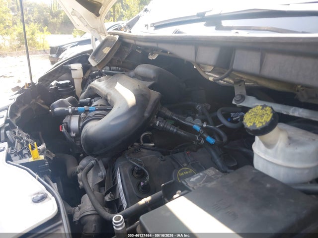 46127464 :رقم المزاد ، 1FTNR2CM7FKA64118 vin ، 2015 Ford Transit-250 مزاد بيع