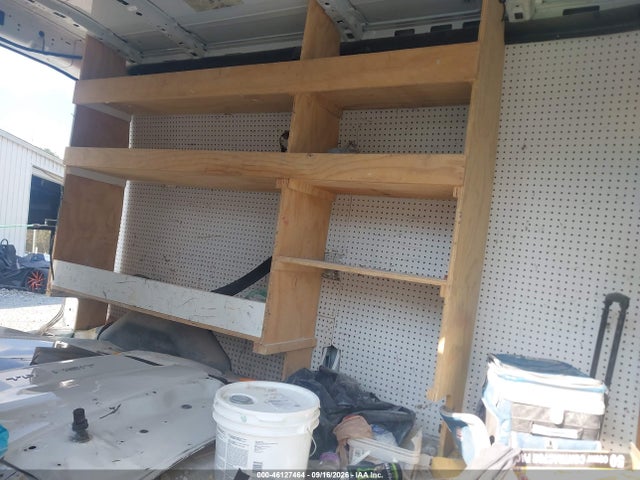 46127464 :رقم المزاد ، 1FTNR2CM7FKA64118 vin ، 2015 Ford Transit-250 مزاد بيع
