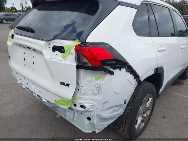 Toyota Rav4 Xle 2023 2T3W1RFV6PW269947 Image 21