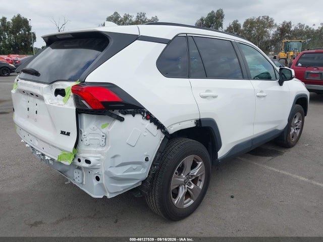 Toyota Rav4 Xle 2023 2T3W1RFV6PW269947 Image 4