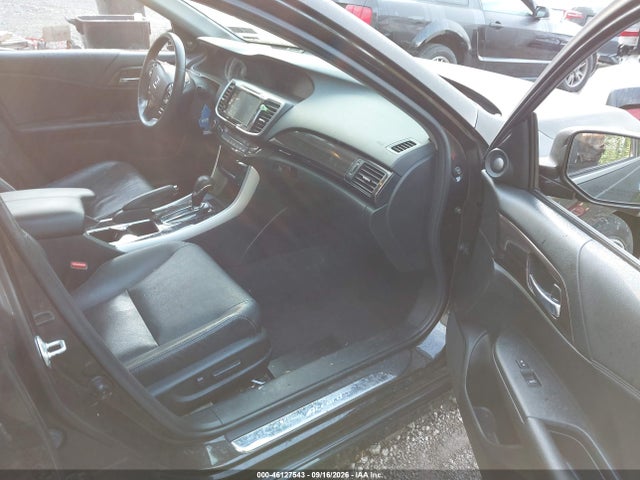 Aukcja sprzedaży 2017 Honda Accord Touring V6, vin: 1HGCR3F90HA015051, numer aukcji: 46127543