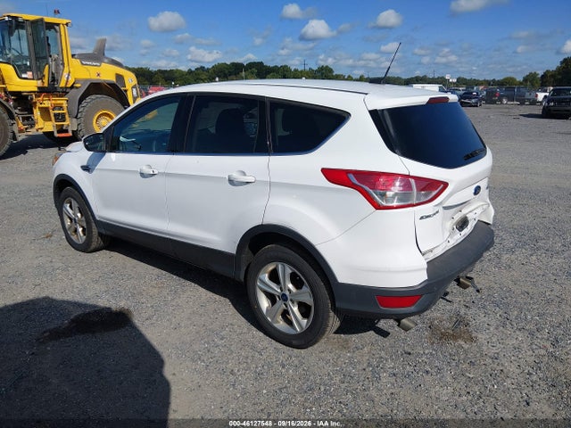46127548 :رقم المزاد ، 1FMCU0GX7FUB46073 vin ، 2015 Ford Escape Se مزاد بيع