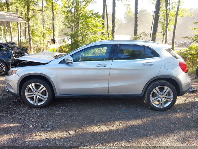 46127552 :رقم المزاد ، WDCTG4GB3GJ258986 vin ، 2016 Mercedes-benz Gla 250 4matic مزاد بيع