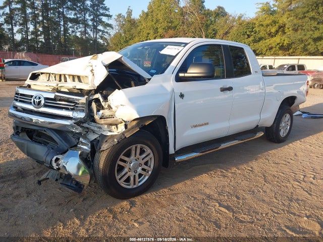 46127576 :رقم المزاد ، 5TFRM5F12GX105195 vin ، 2016 Toyota Tundra Sr5 4.6l V8 مزاد بيع