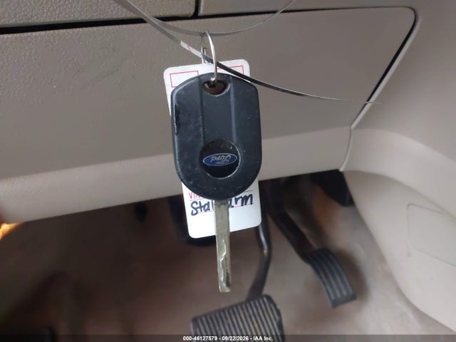 Продажа на аукционе авто 2016 Ford Escape Se, vin: 1FMCU9GX7GUB31577, номер лота: 46127579