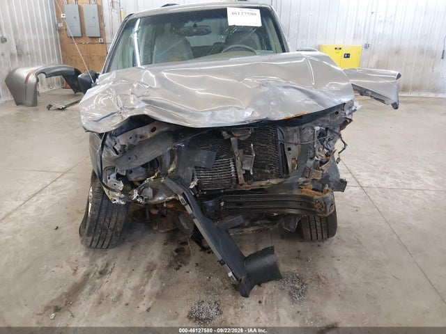 46127580 :رقم المزاد ، 4M2ZU86P4YUJ49296 vin ، 2000 Mercury Mountaineer مزاد بيع
