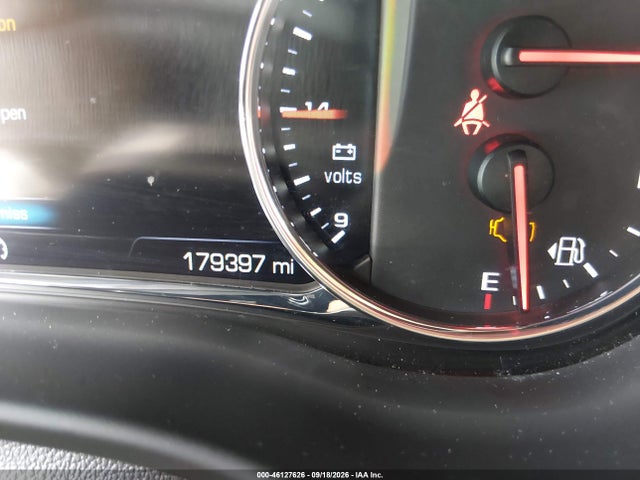 46127626 :رقم المزاد ، 1GKKNPLS5JZ166757 vin ، 2018 Gmc Acadia Denali مزاد بيع
