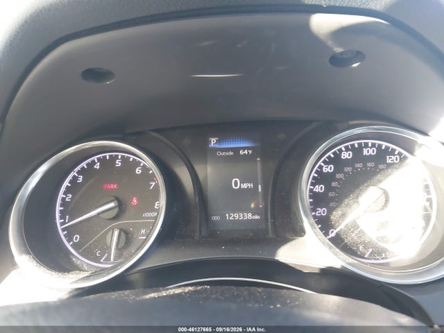 46127665 :رقم المزاد ، 4T1B11HK3JU574941 vin ، 2018 Toyota Camry Se مزاد بيع