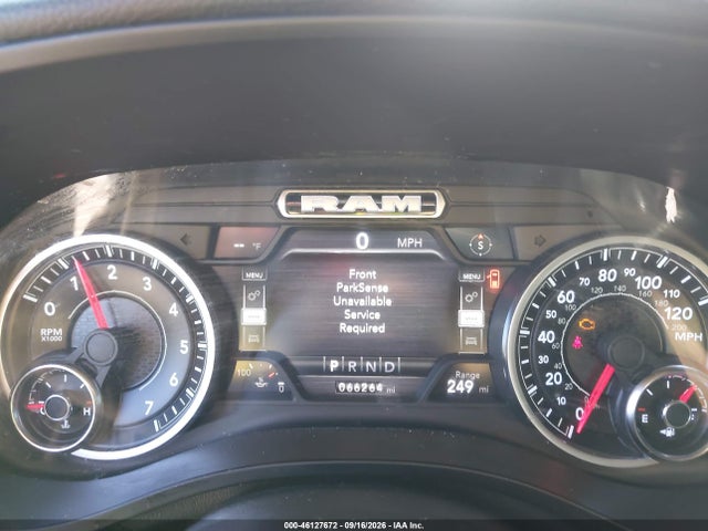 2022 Ram 1500 Big Horn  4x2 6'4 Box მანქანა იყიდება აუქციონზე, vin: 1C6RREBT5NN202304, აუქციონის ნომერი: 46127672