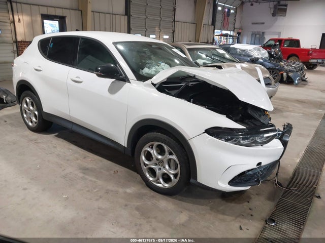 Aukcja sprzedaży 2024 Alfa Romeo Tonale Sprint Eawd, vin: ZASPATAW9R3068037, numer aukcji: 46127675
