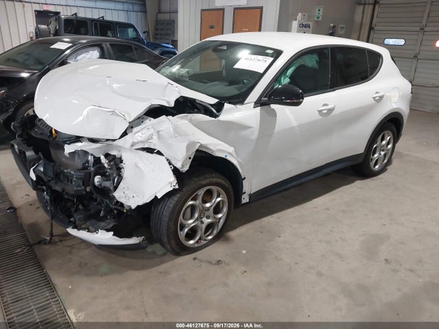 Продажа на аукционе авто 2024 Alfa Romeo Tonale Sprint Eawd, vin: ZASPATAW9R3068037, номер лота: 46127675