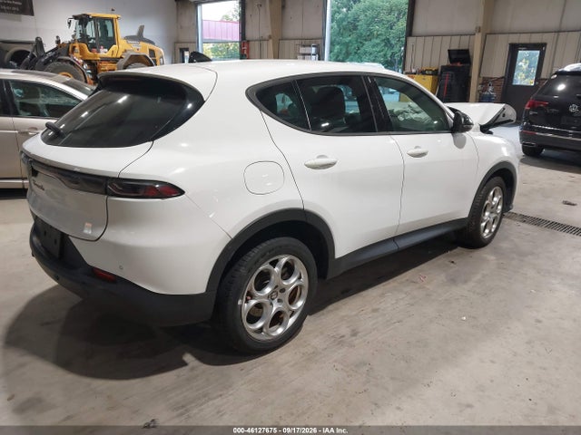 Продажа на аукционе авто 2024 Alfa Romeo Tonale Sprint Eawd, vin: ZASPATAW9R3068037, номер лота: 46127675