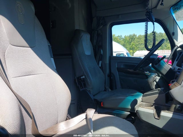 46127697 :رقم المزاد ، 1XKYD49X8JJ183324 vin ، 2018 Kenworth T680 مزاد بيع
