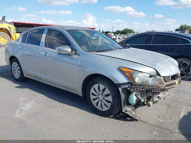 46127711 :رقم المزاد ، 1HGCP2F30BA121681 vin ، 2011 Honda Accord 2.4 Lx مزاد بيع