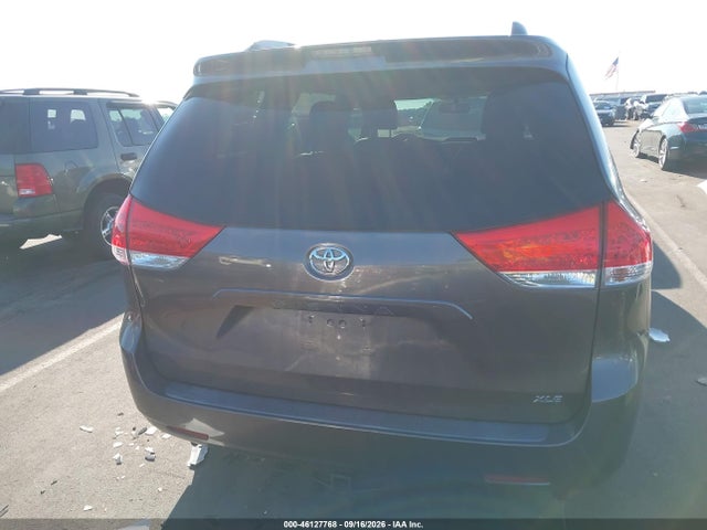 Продажа на аукционе авто 2013 Toyota Sienna Xle V6 8 Passenger, vin: 5TDYK3DC8DS298867, номер лота: 46127768