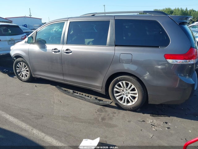 Продажа на аукционе авто 2013 Toyota Sienna Xle V6 8 Passenger, vin: 5TDYK3DC8DS298867, номер лота: 46127768