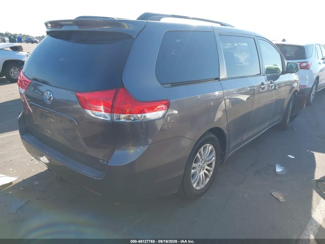 Продажа на аукционе авто 2013 Toyota Sienna Xle V6 8 Passenger, vin: 5TDYK3DC8DS298867, номер лота: 46127768