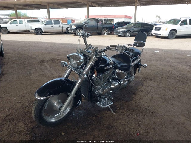 46127778 :رقم المزاد ، 1HFSC52375A204855 vin ، 2005 Honda Vtx1300 R مزاد بيع