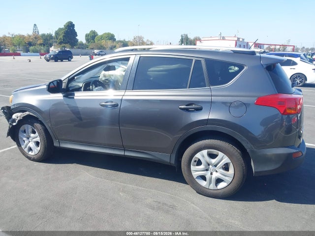 Toyota RAV4 LE 2014 JTMZFREV1EJ021245 Image 13