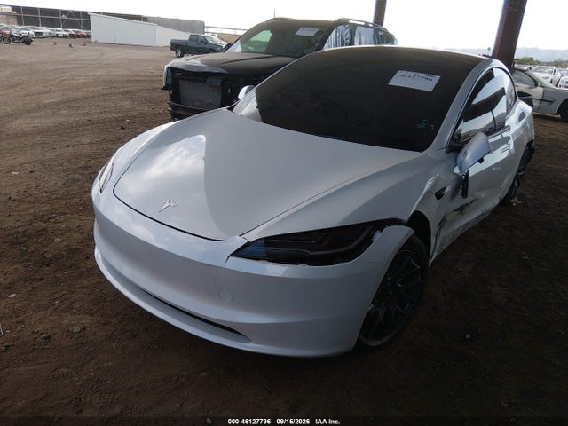 Tesla MODEL 3 2025 5YJ3E1EA5SF039855 Image 2