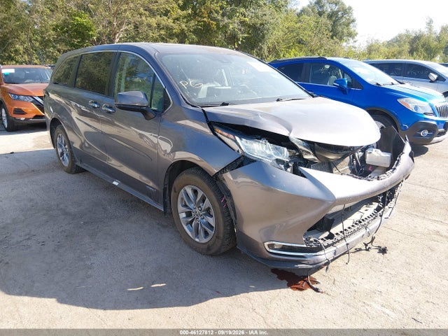 Продажа на аукционе авто 2021 Toyota Sienna Xle, vin: 5TDYRKEC1MS043322, номер лота: 46127812
