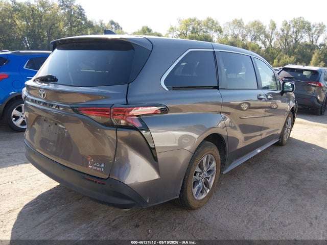 2021 Toyota Sienna Xle მანქანა იყიდება აუქციონზე, vin: 5TDYRKEC1MS043322, აუქციონის ნომერი: 46127812
