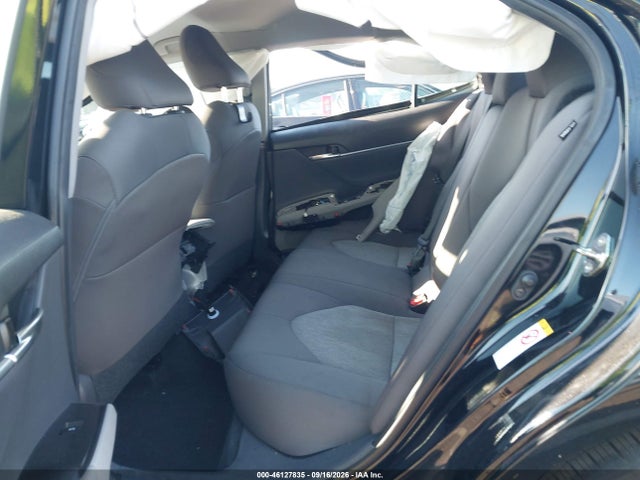 46127835 :رقم المزاد ، 4T1B11HK4KU708552 vin ، 2019 Toyota Camry Le مزاد بيع